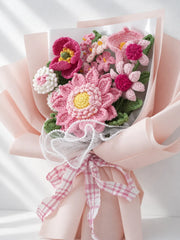 Pink Daisy with Poppy and Calla Lily Bouquet by Foxchill, handmade crochet flowers, close-up of the crocheted petals and foliage