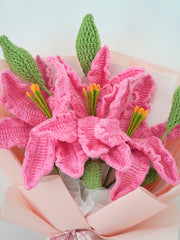 Pink Lily Cluster Bouquet by Foxchill, handmade crochet flowers, close-up of the crocheted petals and foliage