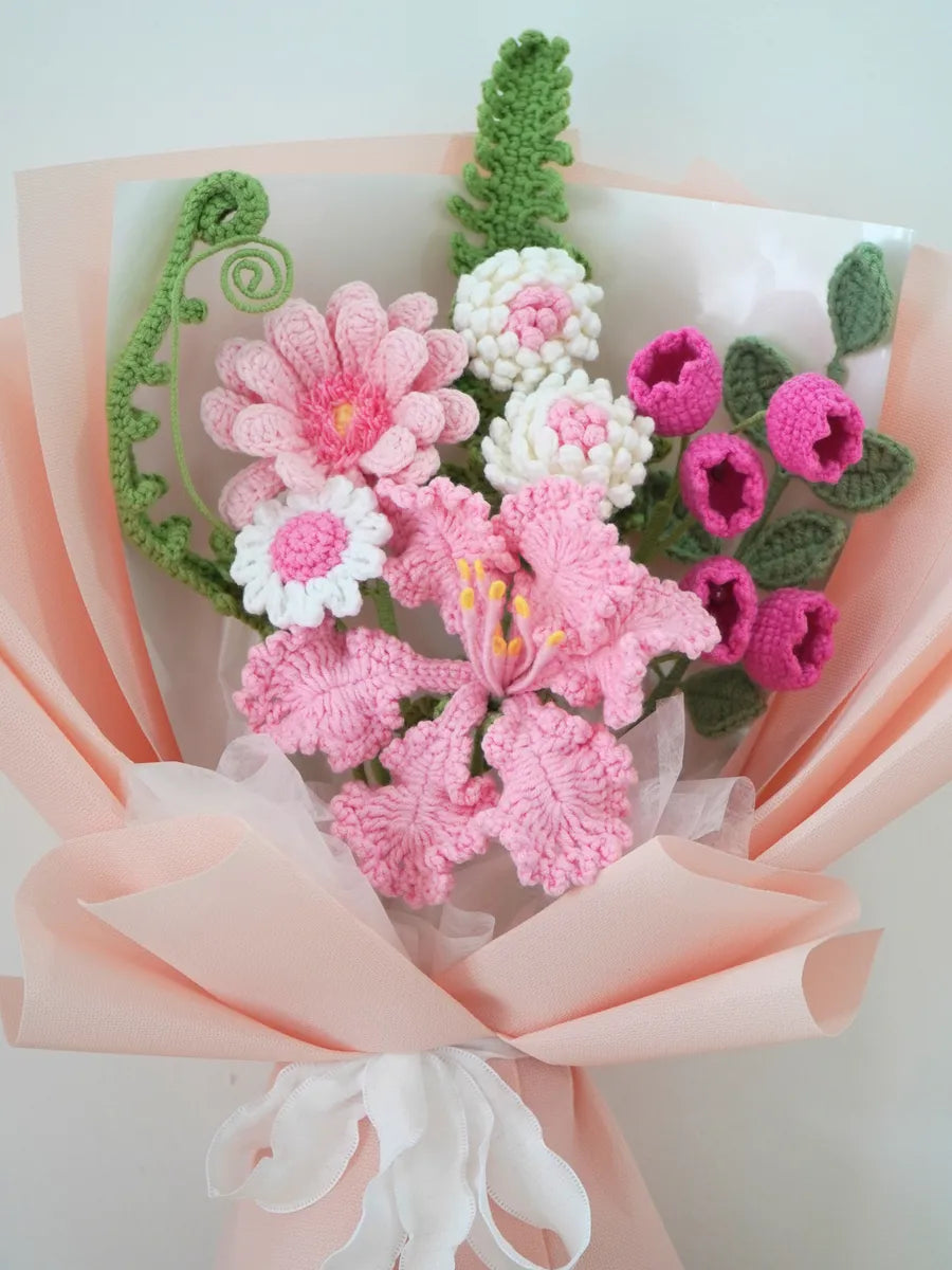 Pink Lily with Daisy and Bellflower Bouquet by Foxchill, handmade crochet flowers, close-up of the crocheted petals and foliage